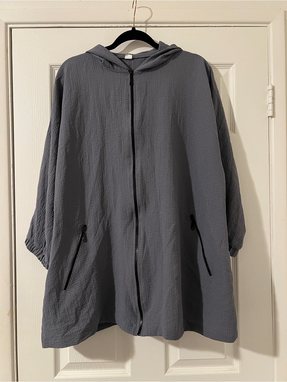 Lightweight Hooded Zip Jacket in Slate Gray - PTP 25" Stretched 27" Length 30"